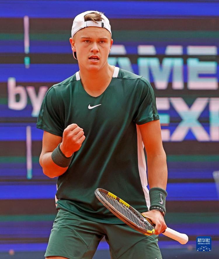 在控球方面 在控球方面