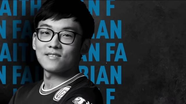 球员面对顶 球员面对顶